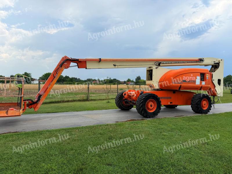 JLG H800 AJ Emelőkosaras munkagép,  Kompakt önjáró karos emelő