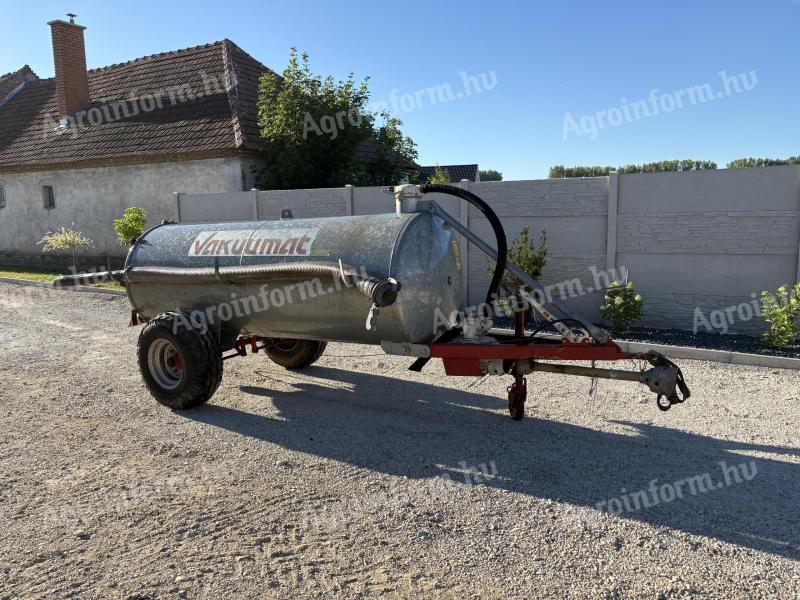 Vakumat 3100l szippantó,  tartálykocsi