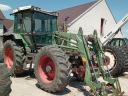 Fendt F395GT homlokrakodóval szerelve,  front hidraulikával és TLT-vel