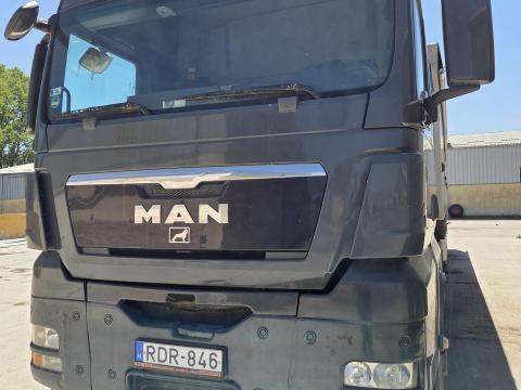 MAN TGX 18.400 kamion (nyerges vontató)