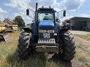 New Holland 8560