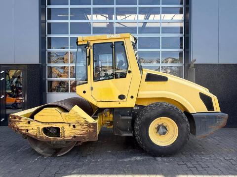 Bomag BW177DH-4 / 2005 / 3.821 üzemóra / Lízing 20%-tól