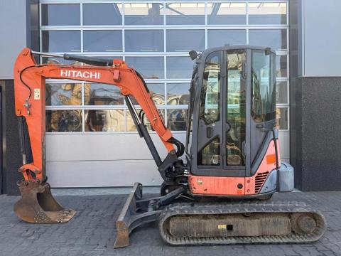Hitachi ZX38U-2 / klíma / 2010 / 3.782 üzemóra / Lízing 20%-tól