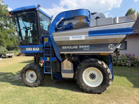 New Holland Braud SB 60