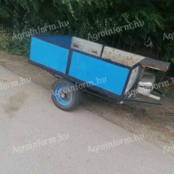 Kerti traktor pótkocsi