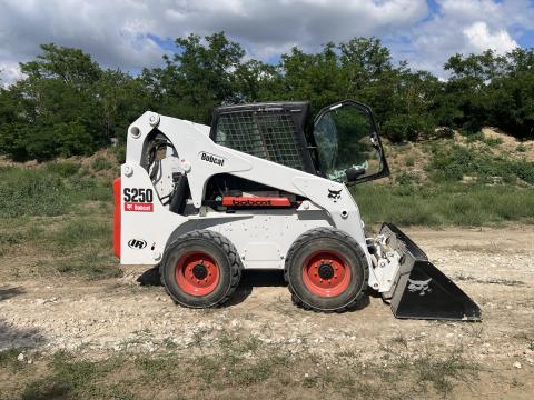 Bobcat s250 klímás