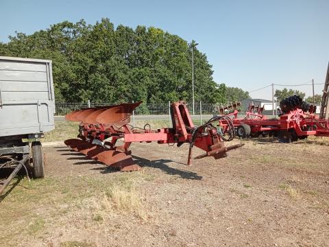 Massey Ferguson 725 váltvaforgatós eke