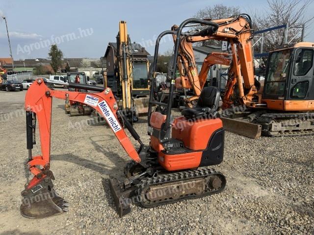 Kubota K 008-3 / 2013 / 2066 h üzemóra / Lízing 20%-tól