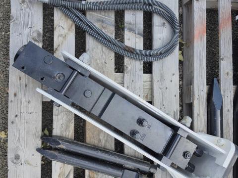 Essential EB20 hidraulikus betontörő adapter és fej Essential EB20 hidraulikus betontörő adapter és fej