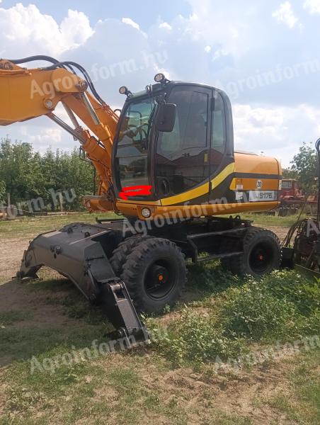 JCB JS 175w gumikerekes forgókotró