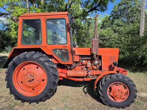 Mtz 82 traktor új gumikkal