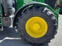 John Deere 6R 250