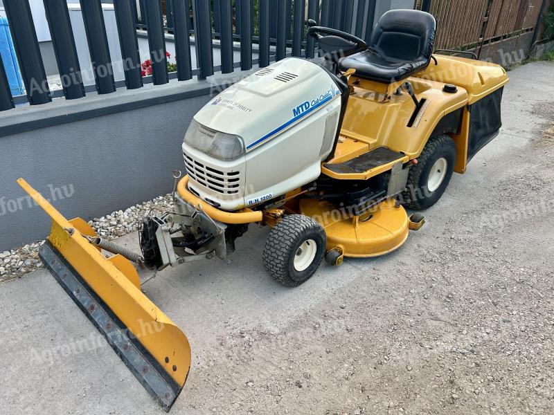 Cub Cadet(MTD) ipari 20Le V2,  Hydro, 128cm,  Fűnyírótraktor,  funyirotraktor