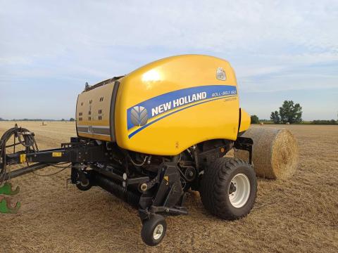 New Holland RB150 New Holland RB150