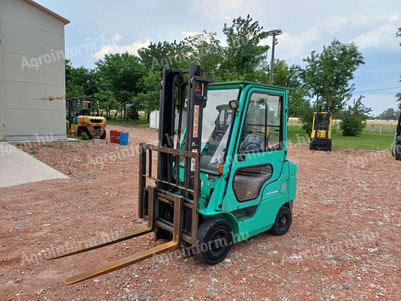 Mitsubishi 2T dízel targonca