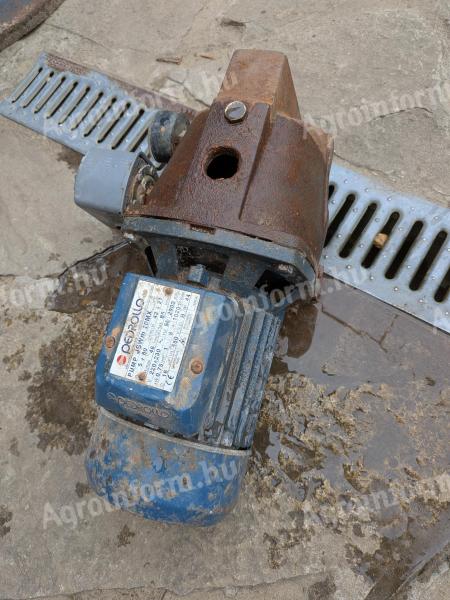 Pedrollo önfelszívó szivattyú 750W max 80l/perc