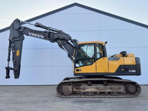 Volvo EC180DL / 2014 / 11 024 üzemóra / Lízing 20%-tól