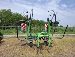 Eladó 2015-ös Deutz–Fahr Condimaster 5521 rendkezelő, rendterítő összes tartozékával
