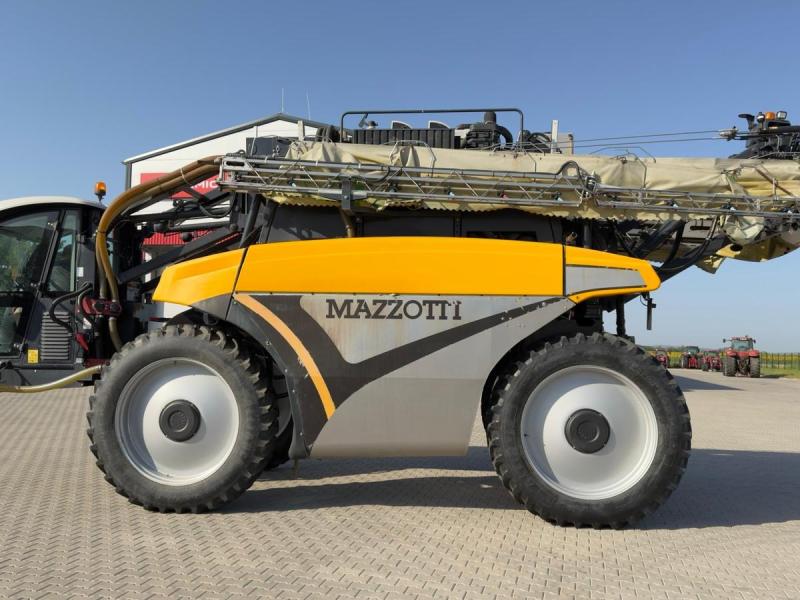 MAZZOTTI ALLCROP 3180 önjáró permetezőgép 280 cm hasmagasság + légzsákos keret + GPS MAZZOTTI ALLCROP 3180 önjáró permetezőgép 280 cm hasmagasság + légzsákos keret + GPS