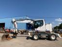 Liebherr A913 Compact + Engcon Rototilt gumikerekes kotró