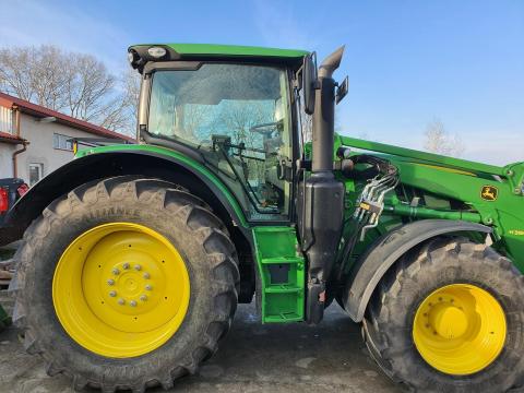 John Deere 6215R TLS, AUTOQUAD PLUS ECO váltós! + Gyári homlokrakodó John Deere 6215R TLS, AUTOQUAD PLUS ECO váltós! + Gyári homlokrakodó