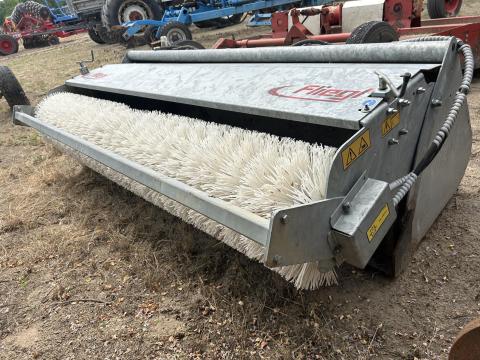 Fliegl seprű adapter Fliegl seprű adapter