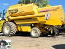 New Holland TX 68 Plus gabonakombájn – 2002-es évjárat – 6,1 m – a rostás kosár szintbeállítása