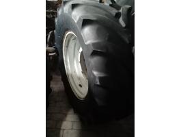 540/65R30 szerelt kerék Vredestein gumival