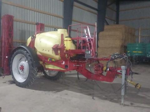 Hardi Commander Classic Pro 2800/18 Vegyszerező Hardi Commander Classic Pro 2800/18 Vegyszerező