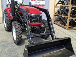 Új TE 704 homlokrakodós, szervokormányos, irányváltós, összkerékhajtású traktor, nem forgalomba helyezhető
