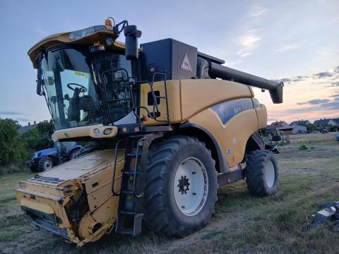 New Holland CR980