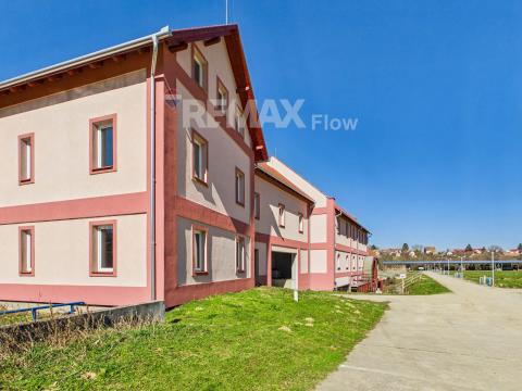 Halgazdasági vállalkozás és komplex fejlesztési projekt eladó a Villányi borvidéken