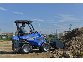 Multione EZ5 elektromos törzscsuklós rakodógép - kedvező áron - Royal Traktor
