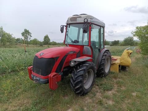 Antonio Carraro TRG10400 R (megfordítható menetirányú) ültetvénytraktor eladó Antonio Carraro TRG10400 R (megfordítható menetirányú) ültetvénytraktor eladó