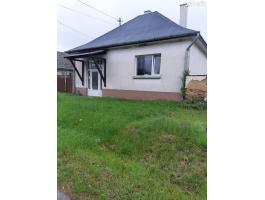 Eladó gazdálkodásra alkalmas ingatlan Bakonyszentlászlón