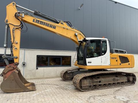 Liebherr R922LC / 2018 / 10 784 üzemóra / Lízing 20%-tól Liebherr R922LC / 2018 / 10 784 üzemóra / Lízing 20%-tól