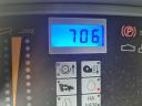 NEW HOLLAND TC5040