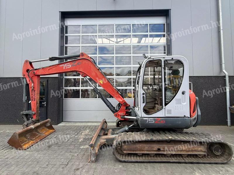 Neuson 75Z3 / 2006 / 4 638 üzemóra / Lízing 20%-tól