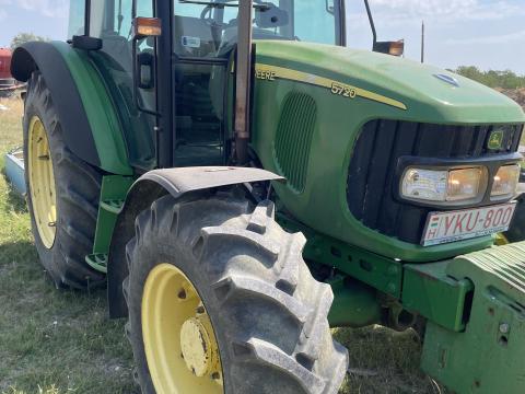 John Deere 5720 John Deere 5720