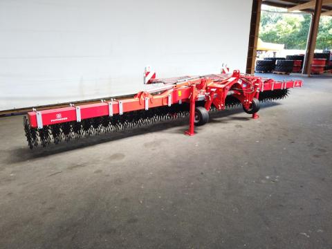 Pöttinger Rotocare V 8000 küllőskapa Pöttinger Rotocare V 8000 küllőskapa