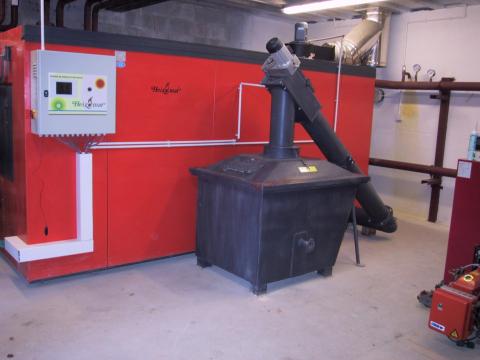 Heizomat RHK-AK 500 kW-os faapríték-kazán