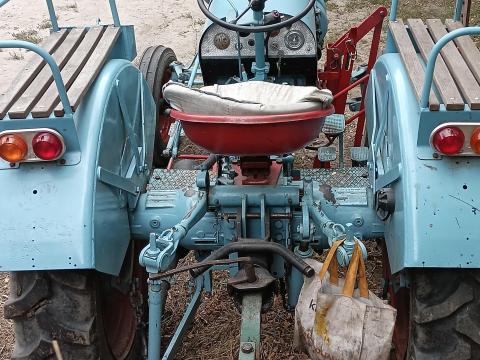 Eicher EM295 traktor eladó Eicher EM295 traktor eladó