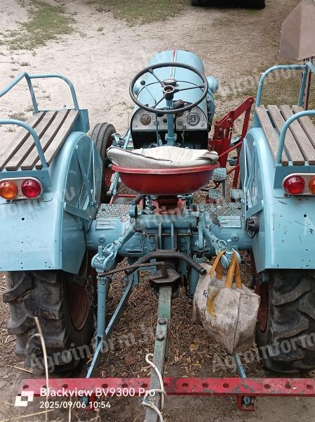 Eicher EM295 traktor eladó
