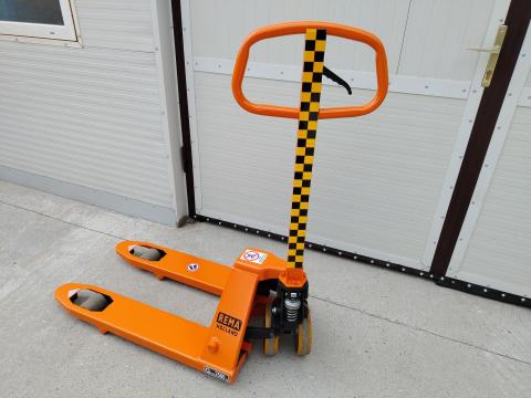 Rövid villás (80 cm) Rema-Still raklapemelő béka, 2,5 tonna teherbírás Rövid villás (80 cm) Rema-Still raklapemelő béka, 2,5 tonna teherbírás