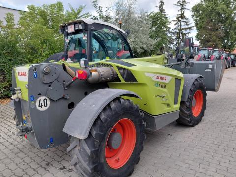 Claas Scorpion 736