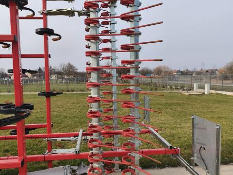 Güttler SuperMaxx 60-7 ultra sekély kultivátor (6 méter) demógép Güttler SuperMaxx 60-7 ultra sekély kultivátor (6 méter) demógép