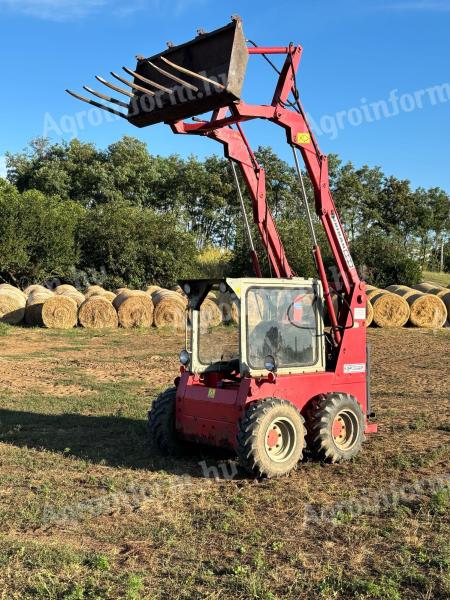 Unirak 600 zetor motoros trágyavillával