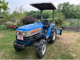 Iseki sial 223 japán kistraktor kubota yanmar solis