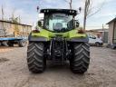 Claas Arion 650 homlokrakodóval