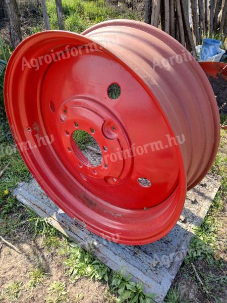 Mtz felni 15,5 r38 Eladó.